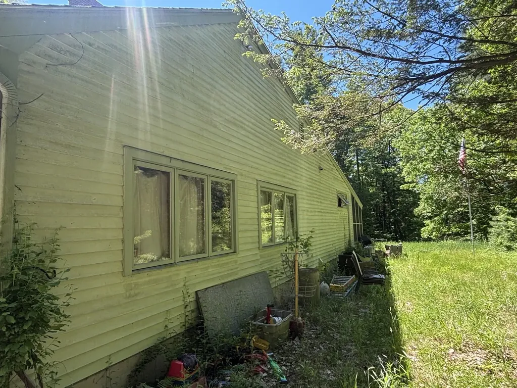 21 Albin Road Bow NH 03304