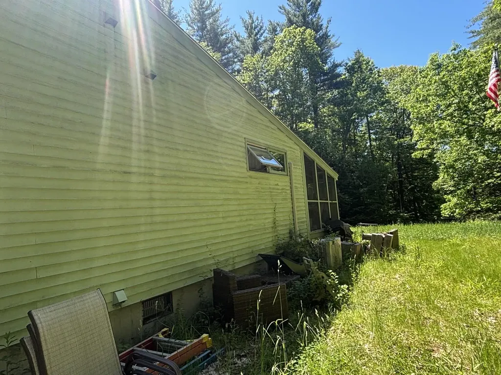 21 Albin Road Bow NH 03304