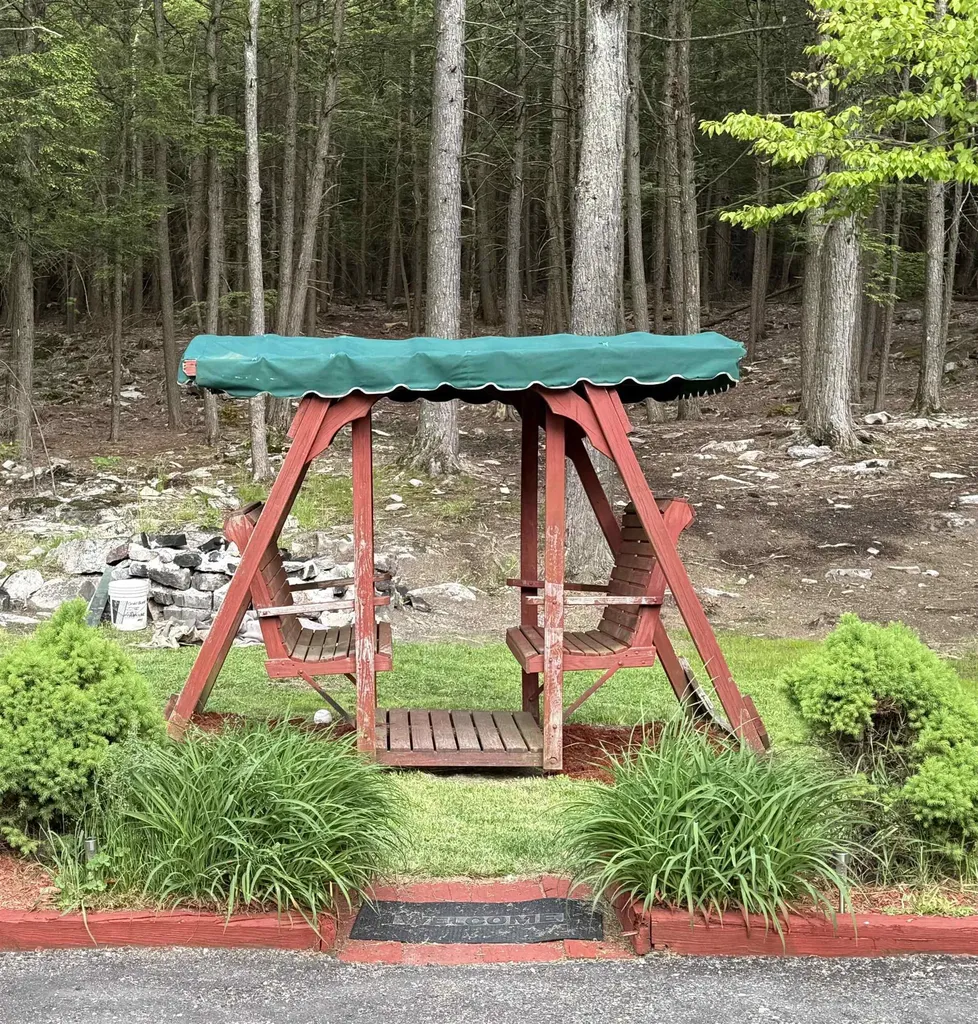 29 Tandy Road Deerfield NH 03037