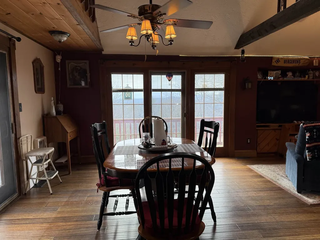 29 Tandy Road Deerfield NH 03037