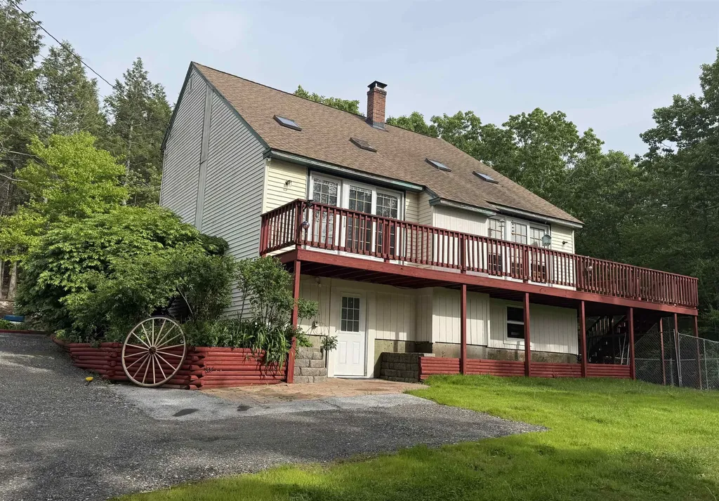 29 Tandy Road Deerfield NH 03037