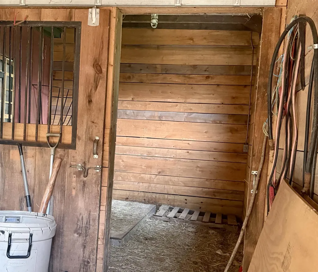 29 Tandy Road Deerfield NH 03037