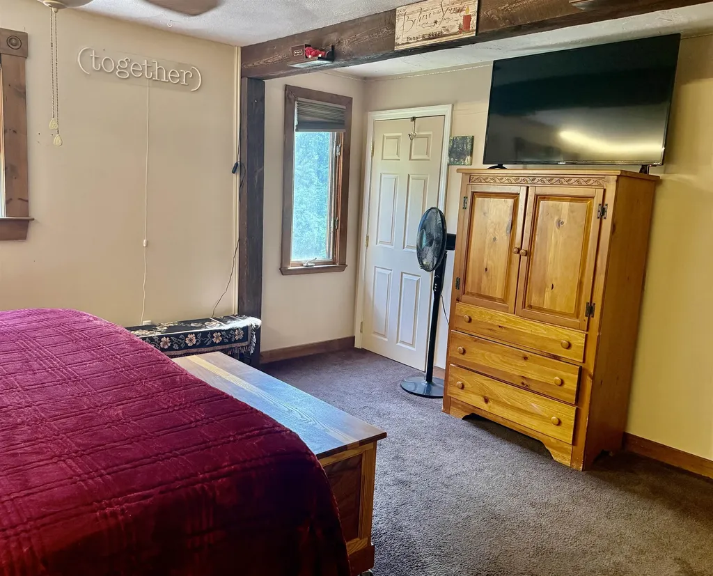 29 Tandy Road Deerfield NH 03037