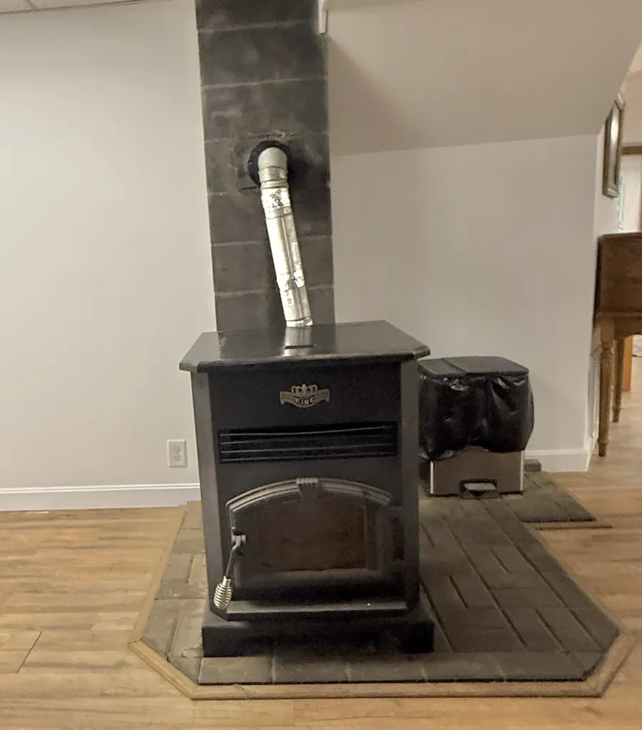 29 Tandy Road Deerfield NH 03037