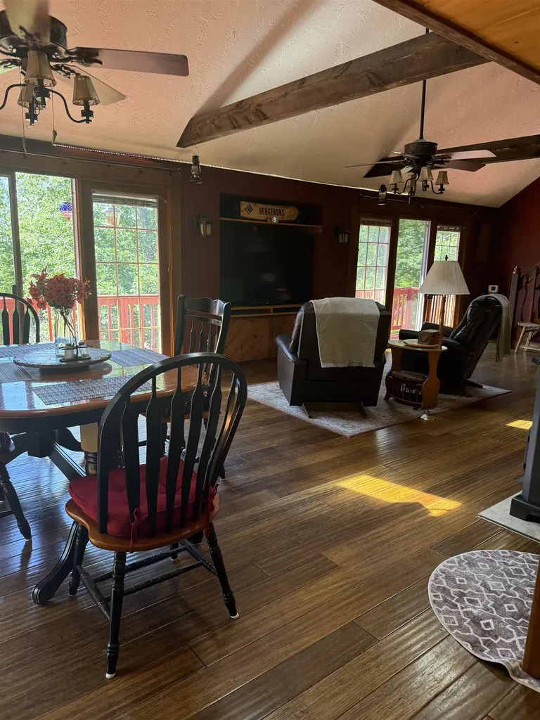 29 Tandy Road Deerfield NH 03037