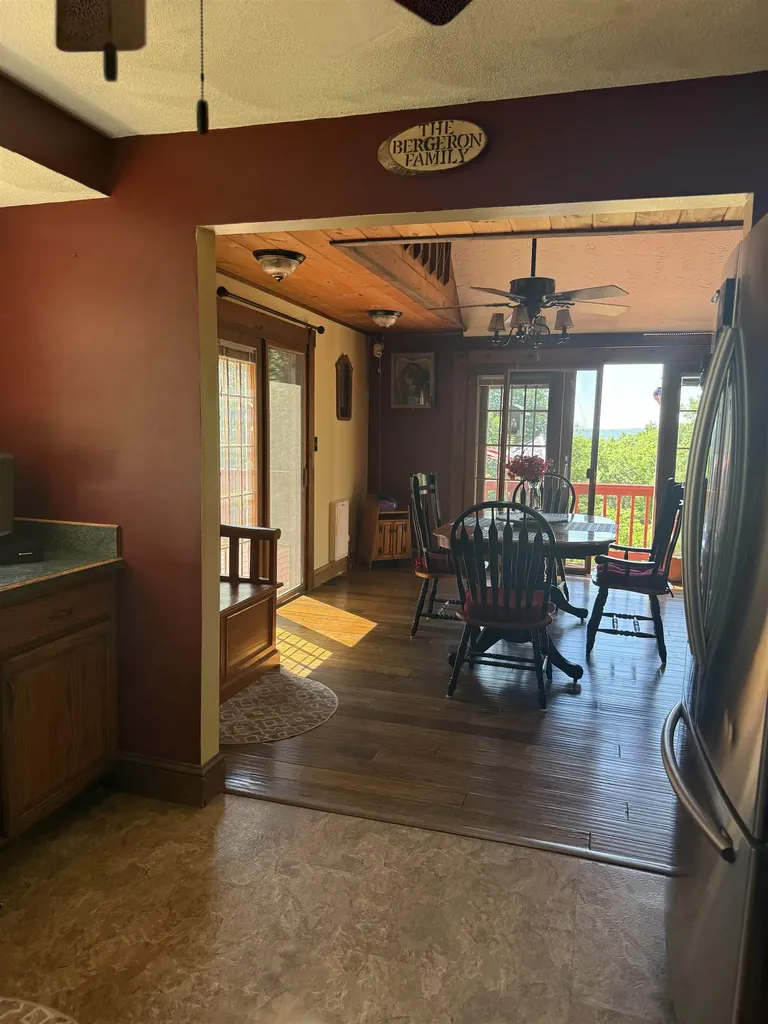 29 Tandy Road Deerfield NH 03037