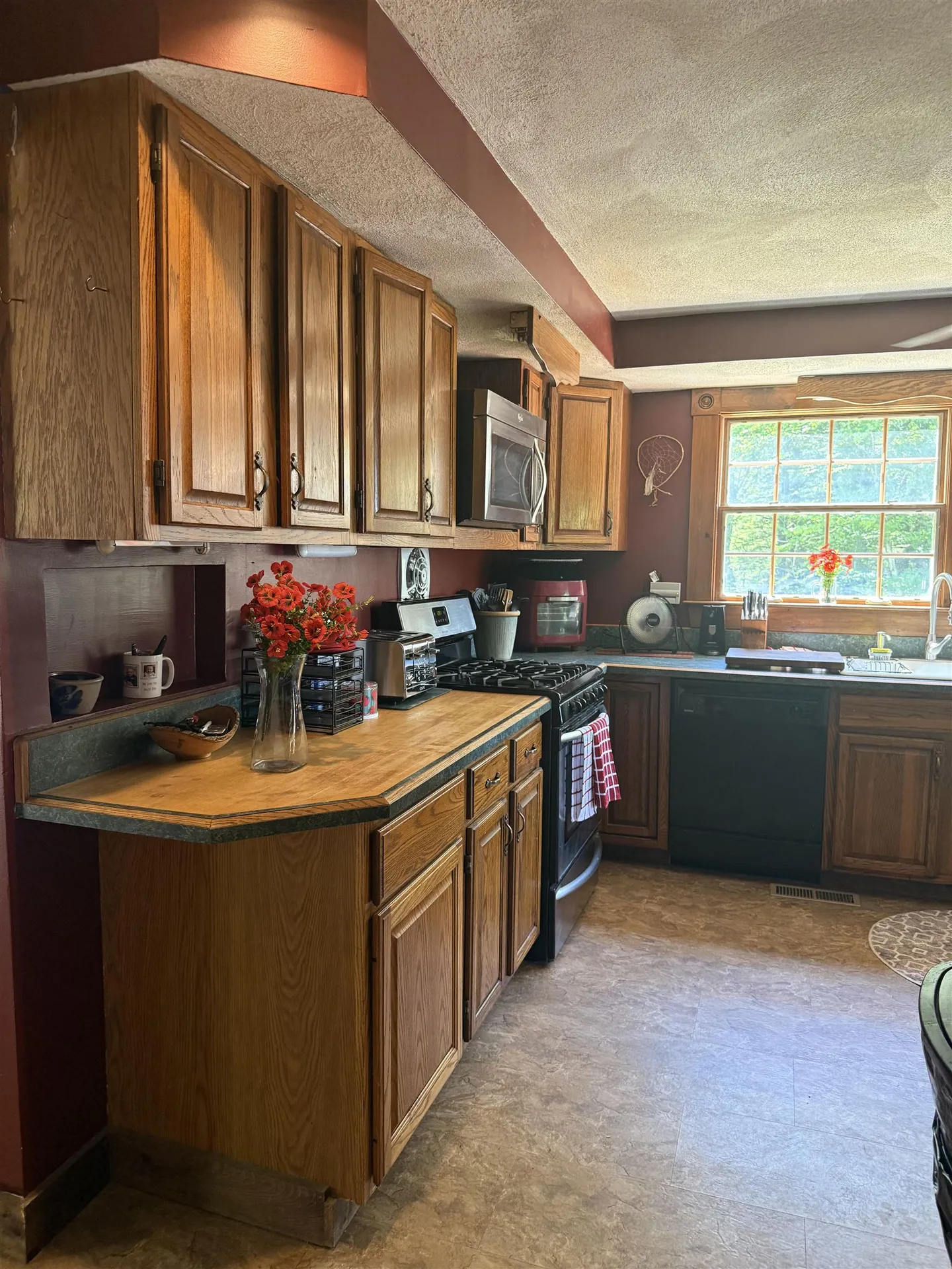 29 Tandy Road Deerfield NH 03037