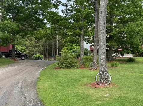 29 Tandy Road Deerfield NH 03037
