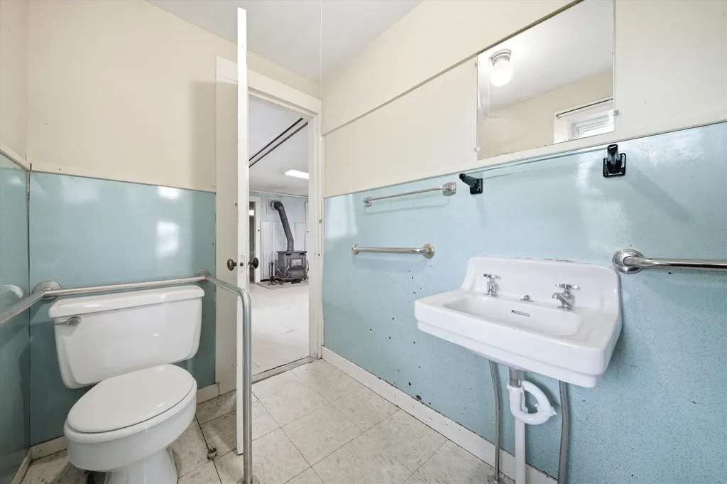 120 Monroe Road Bath NH 03740