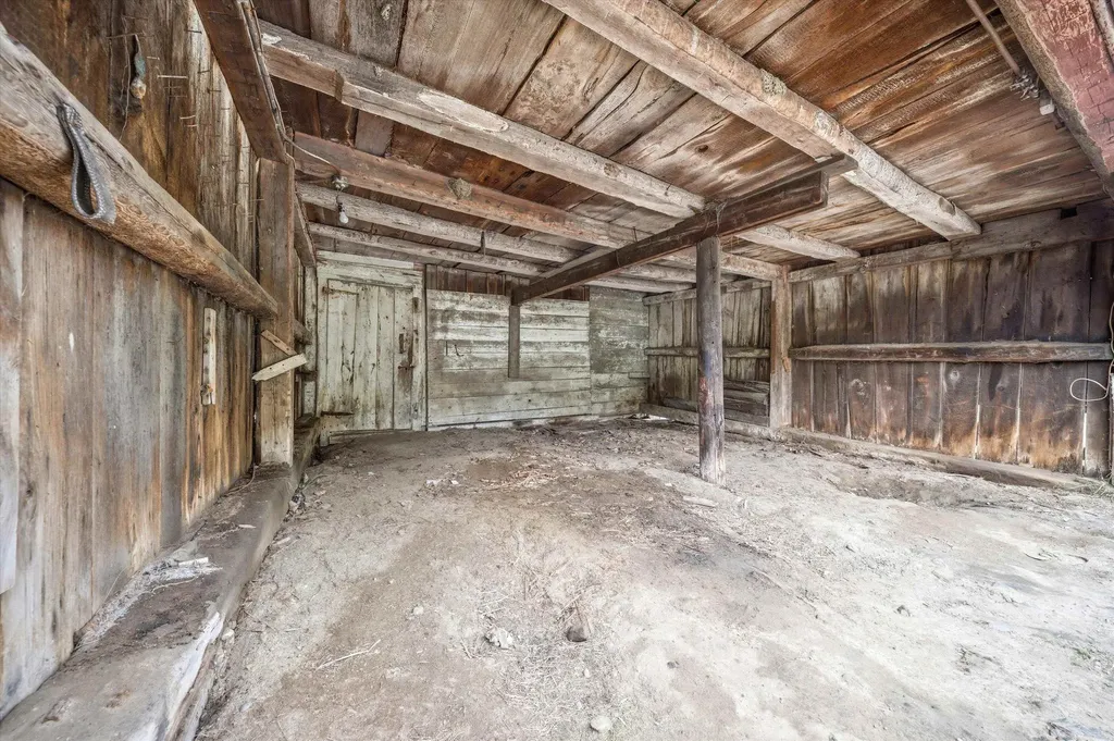 120 Monroe Road Bath NH 03740