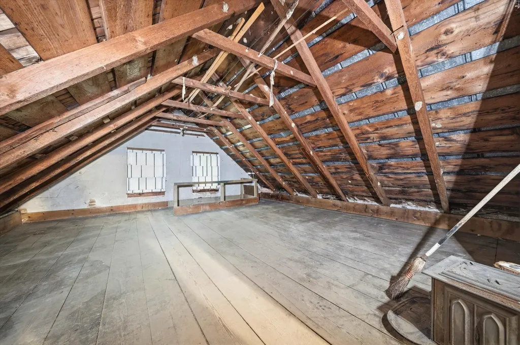 120 Monroe Road Bath NH 03740
