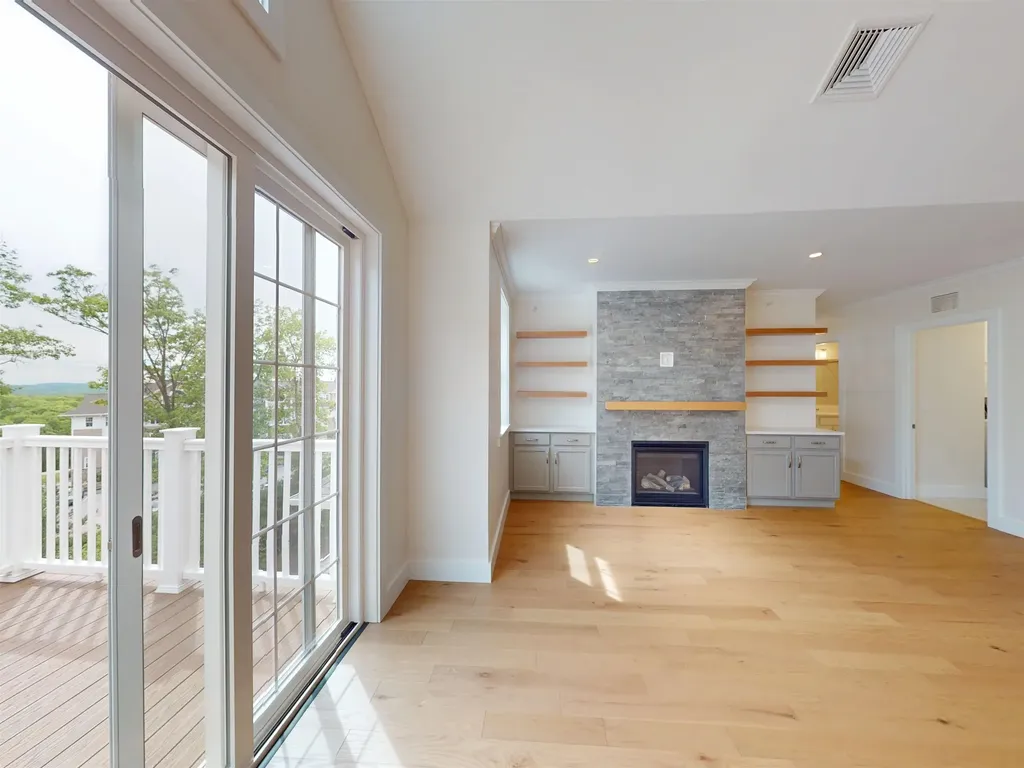 4 Longview Drive Atkinson NH 03811