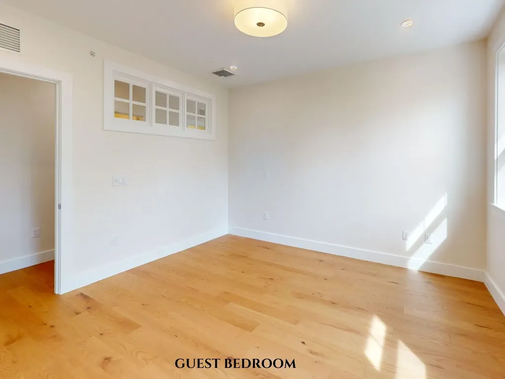 4 Longview Drive Atkinson NH 03811