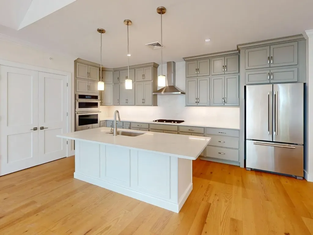 4 Longview Drive Atkinson NH 03811