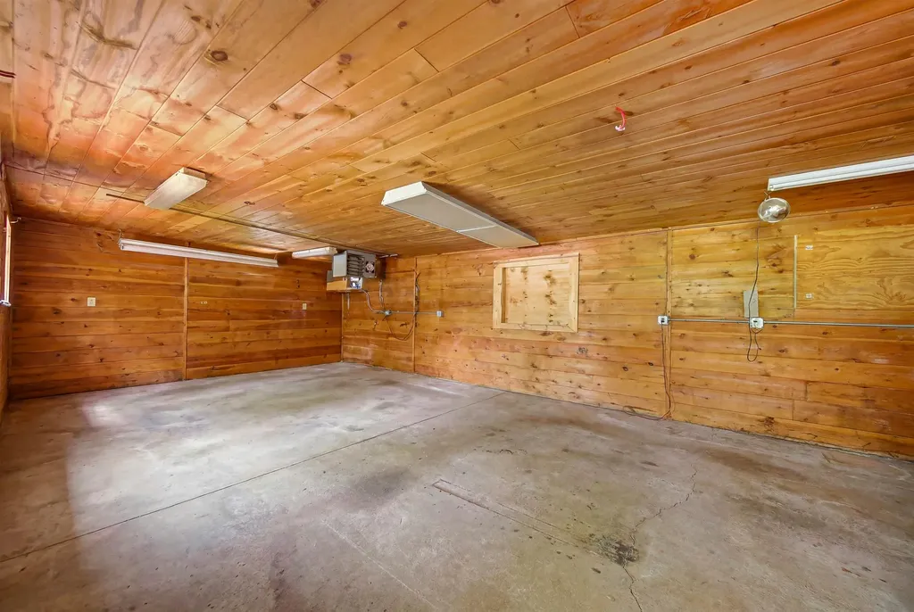 266 Main Street Sandown NH 03873