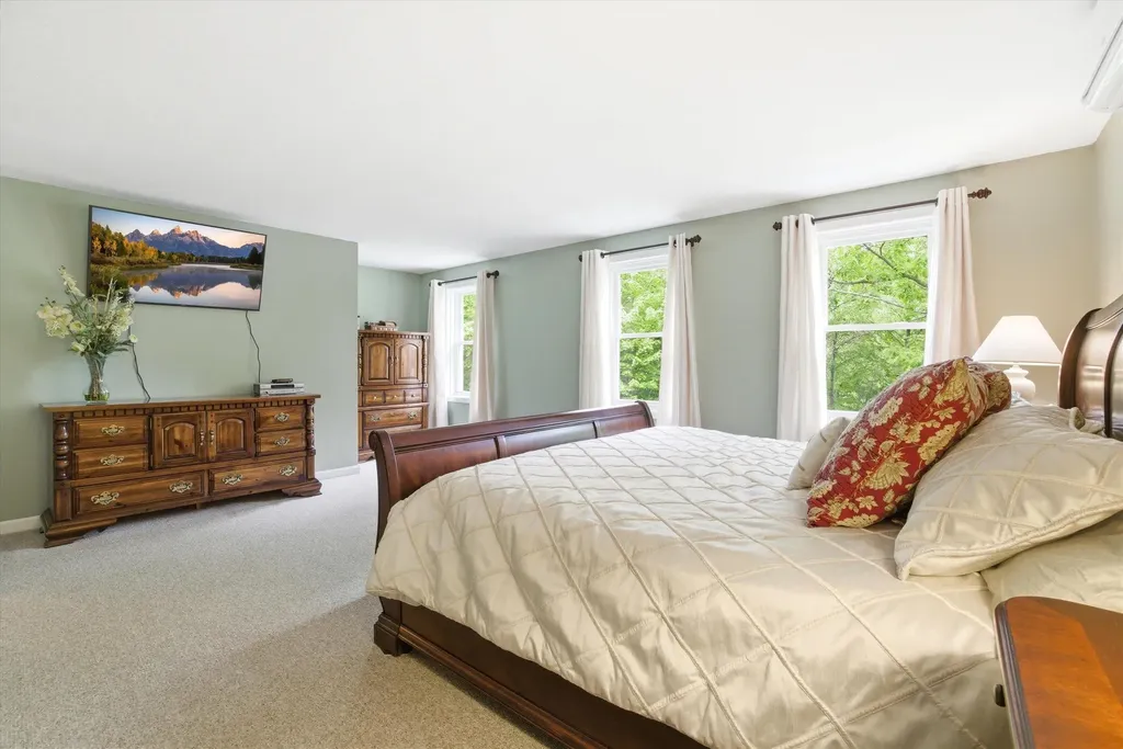 101 Ginger Drive Goffstown NH 03045