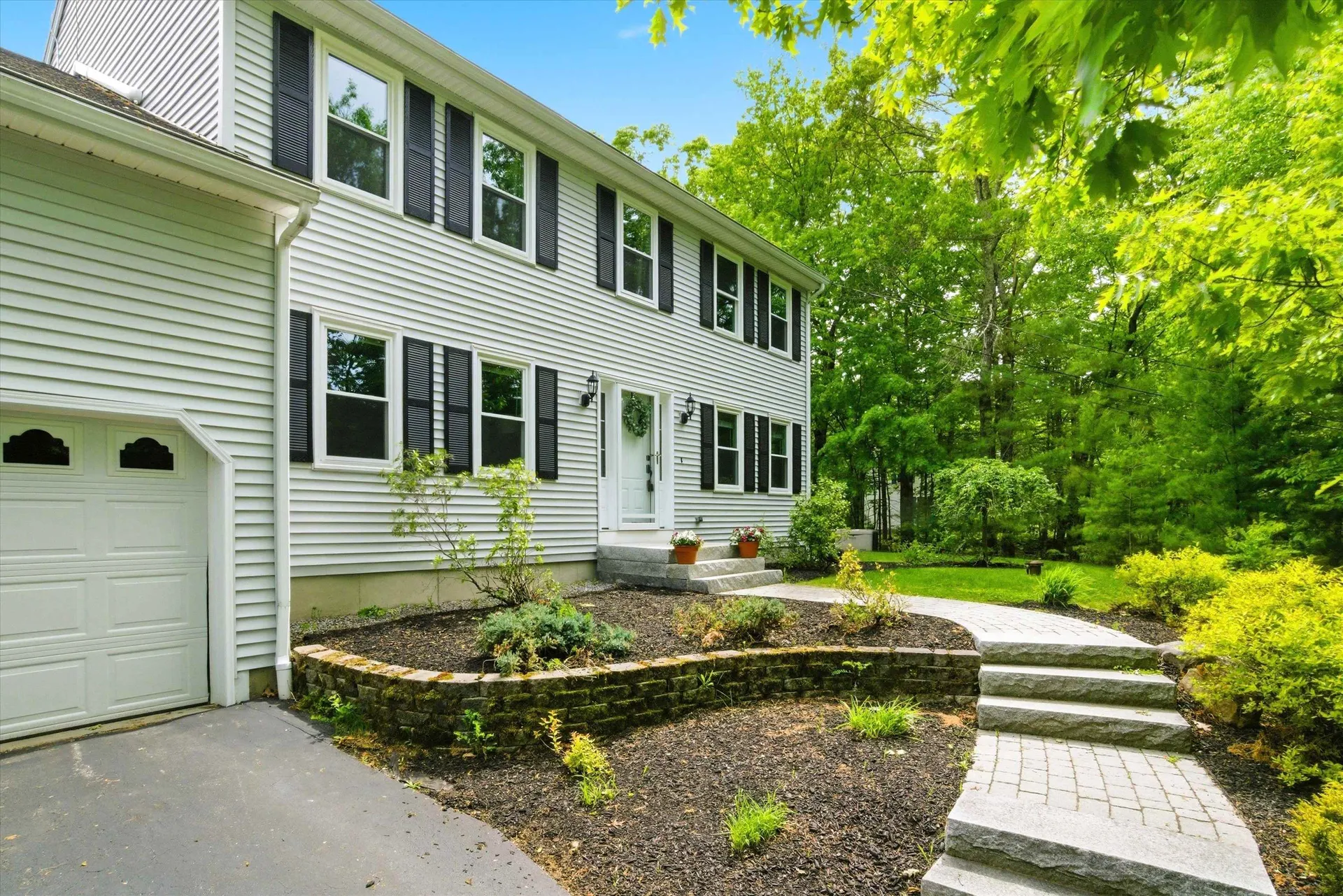 101 Ginger Drive Goffstown NH 03045