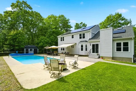 101 Ginger Drive Goffstown NH 03045