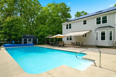 101 Ginger Drive Goffstown NH 03045