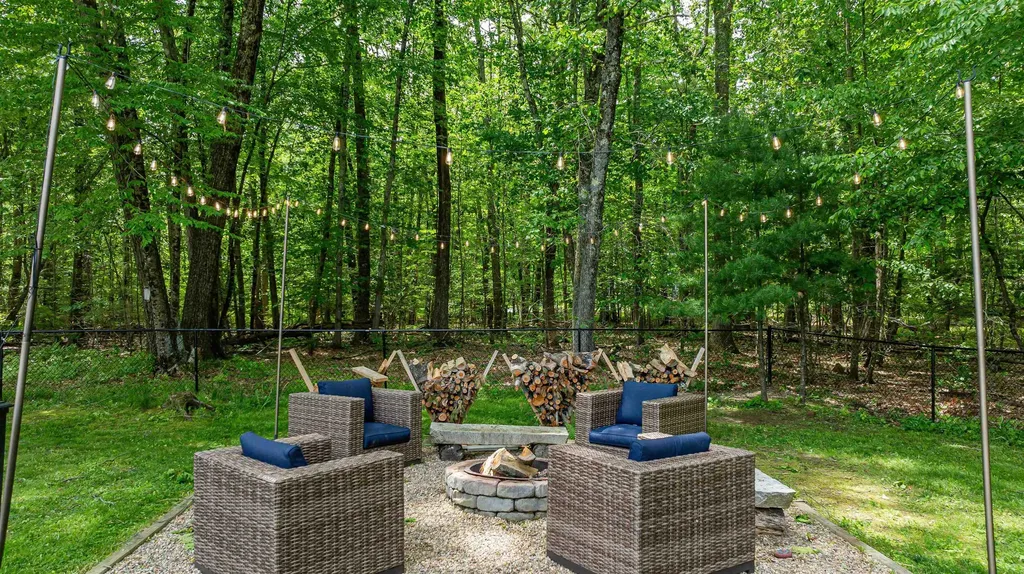 15 Birnum Woods Road Stratham NH 03885