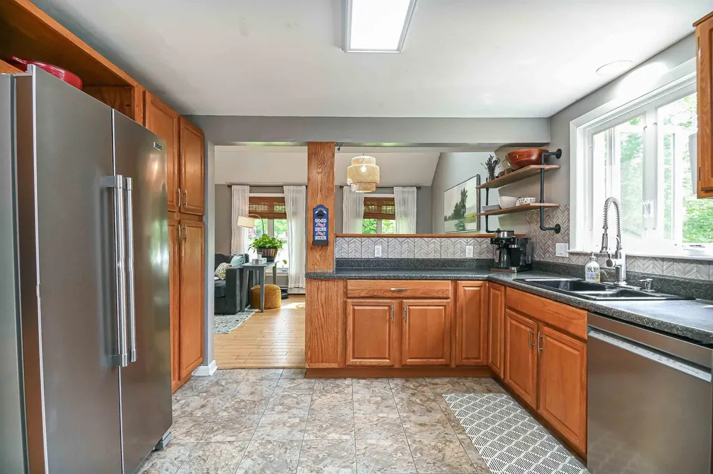 15 Birnum Woods Road Stratham NH 03885