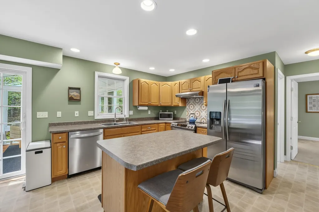 277 Parker Mountain Road Barrington NH 03825