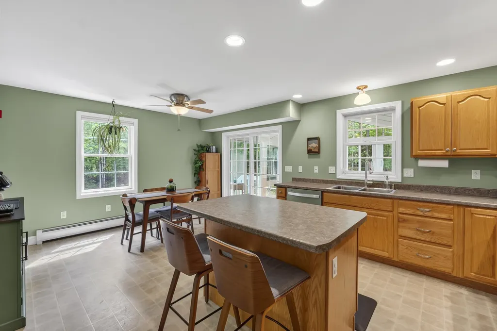 277 Parker Mountain Road Barrington NH 03825