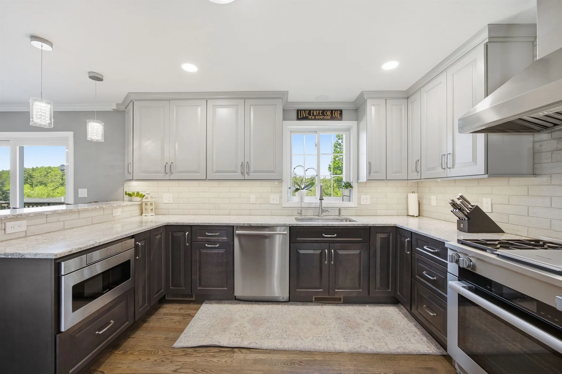 317 University Circle Hooksett NH 03106