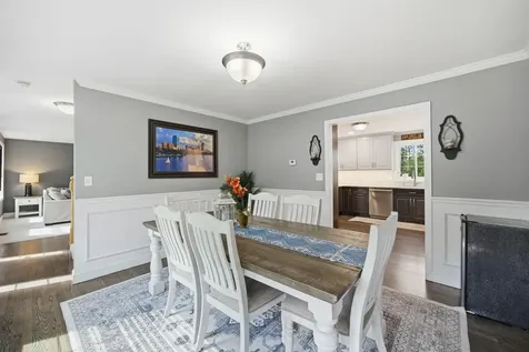 317 University Circle Hooksett NH 03106