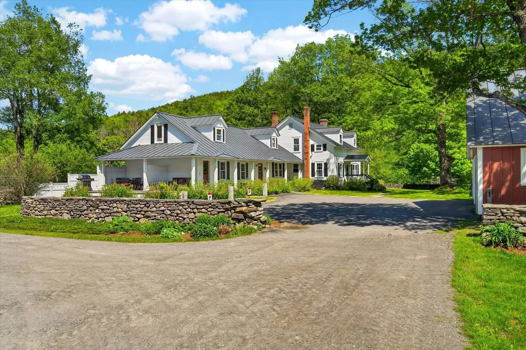 2060 Townshend Road Grafton VT 05146