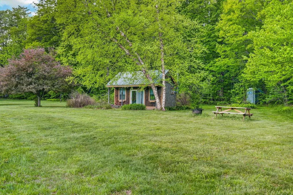 2060 Townshend Road Grafton VT 05146