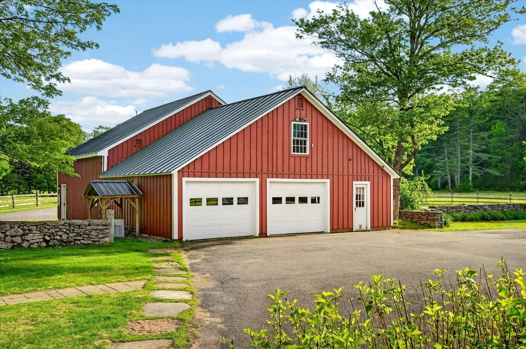 2060 Townshend Road Grafton VT 05146