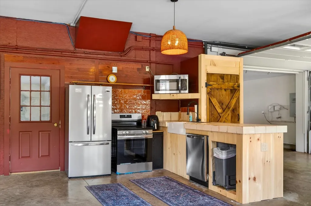 2060 Townshend Road Grafton VT 05146