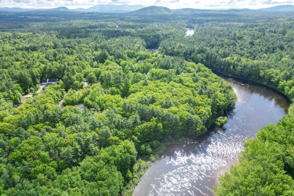 39 Timber Shore Drive Conway NH 03813