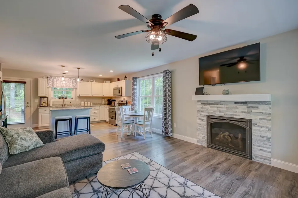 39 Timber Shore Drive Conway NH 03813