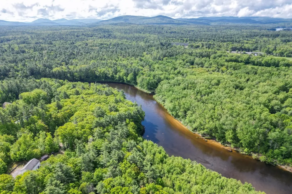 39 Timber Shore Drive Conway NH 03813