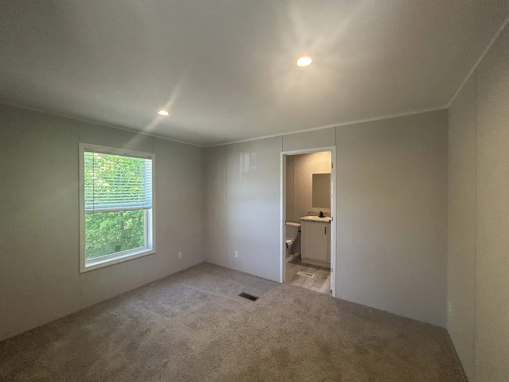 39 Pineland Park Road Milton NH 03851