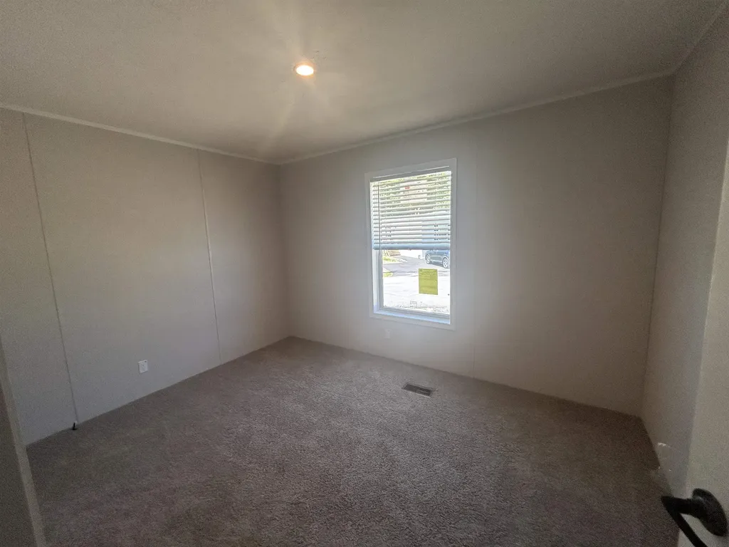 39 Pineland Park Road Milton NH 03851
