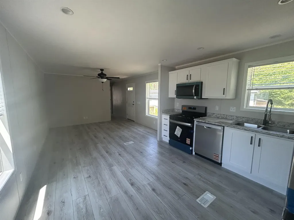 39 Pineland Park Road Milton NH 03851