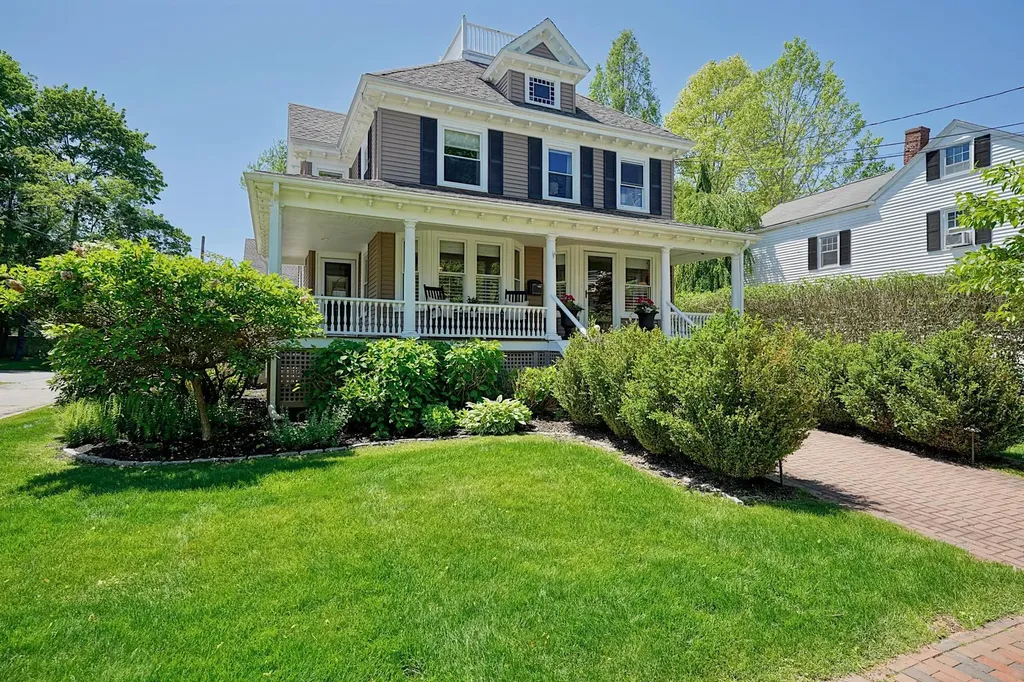 118 Richards Avenue Portsmouth NH 03801