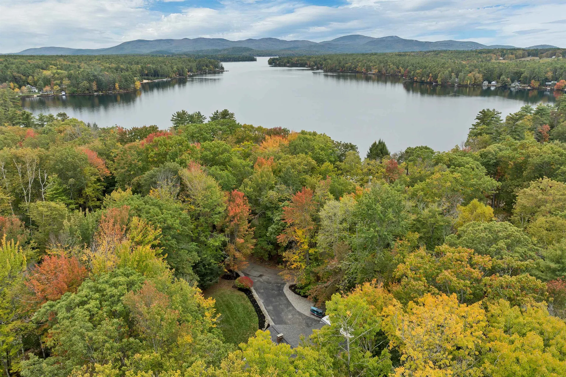 7 Loon Street Wolfeboro NH 03894