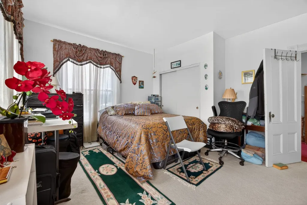 20 Abbott Street Nashua NH 03064