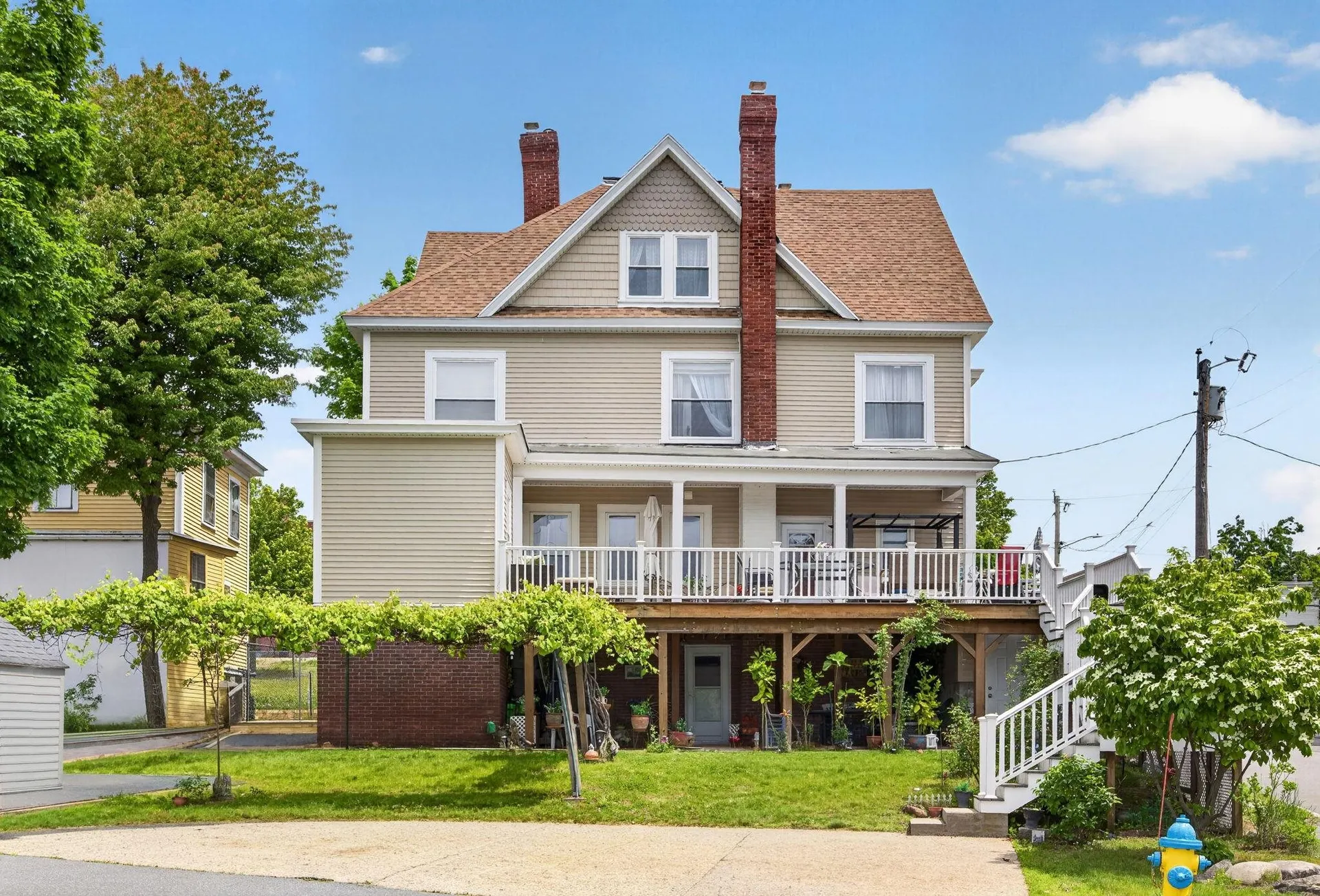 20 Abbott Street Nashua NH 03064
