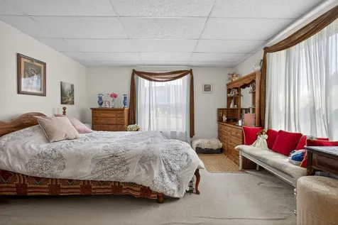 20 Abbott Street Nashua NH 03064