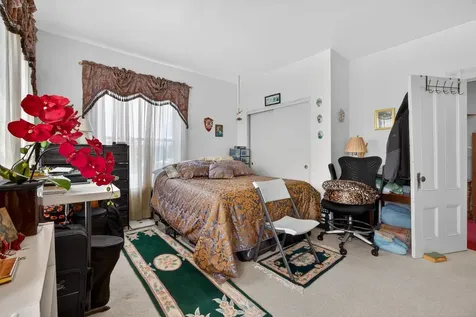 20 Abbott Street Nashua NH 03064