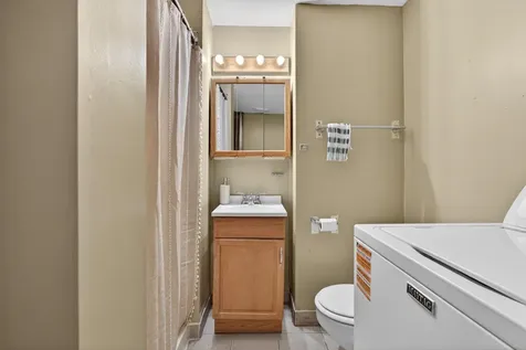 20 Abbott Street Nashua NH 03064