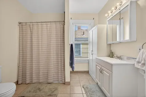 20 Abbott Street Nashua NH 03064