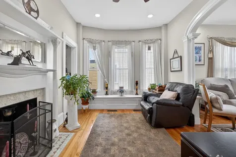 20 Abbott Street Nashua NH 03064