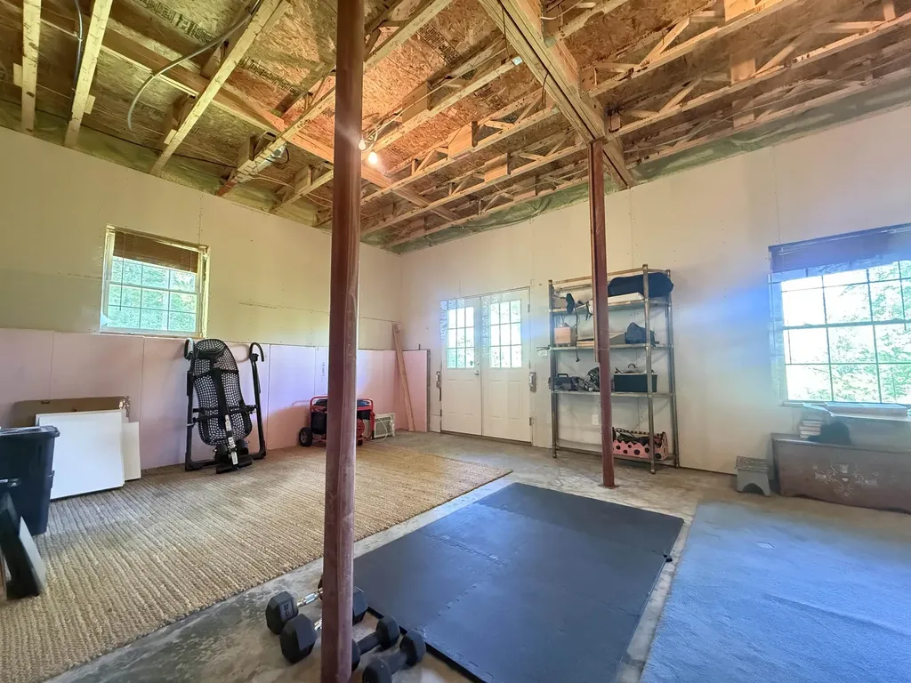 136 School Marm Lane Townshend VT 05353
