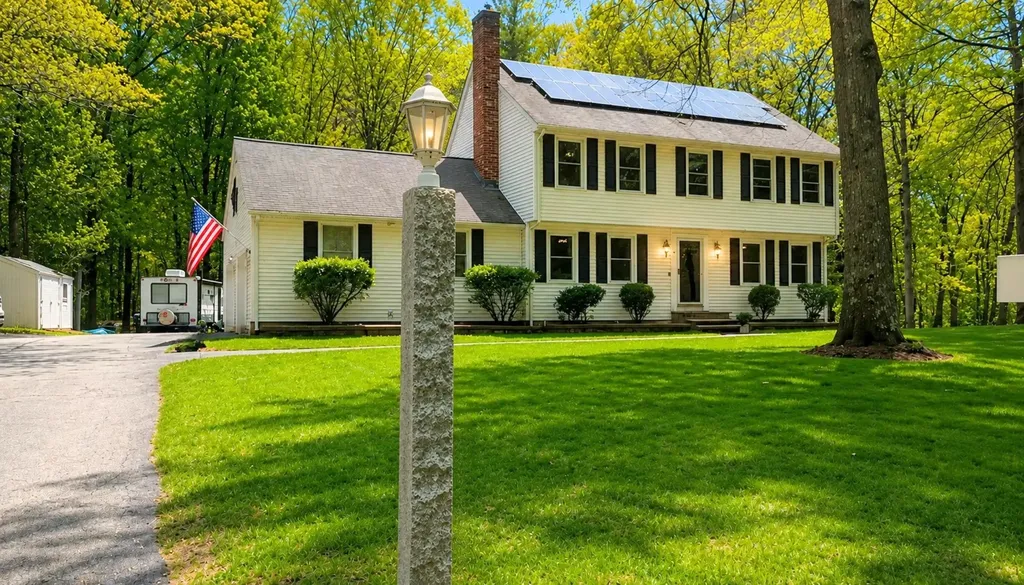 27 Winslow Farm Road Hudson NH 03051